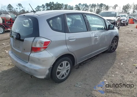 2010 Honda Fit z USA, uszkodzony, nr VIN JHMGE8H21AS006060